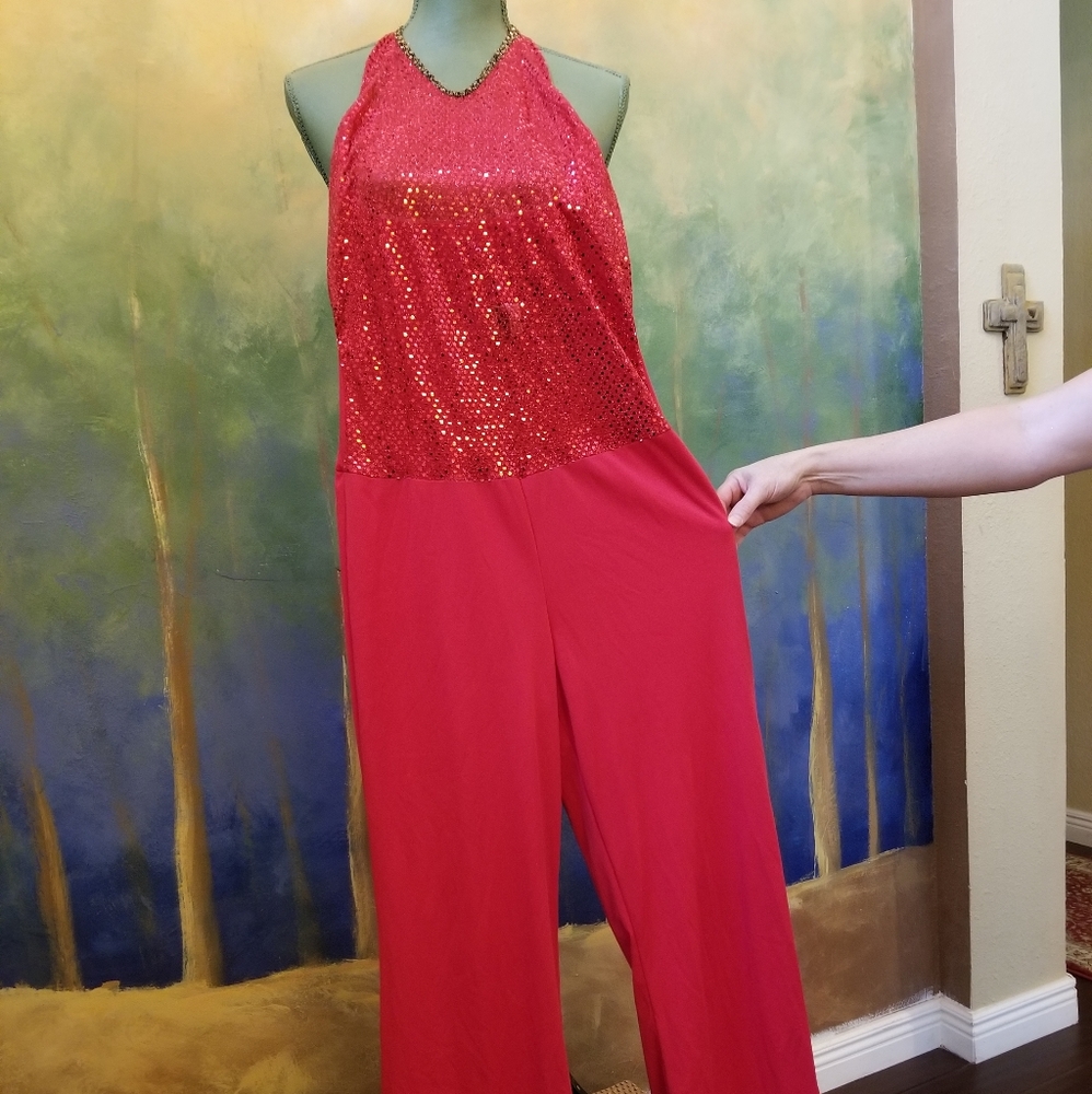 Sexy Vampiress/ devil jumpsuit Costume in red w cape